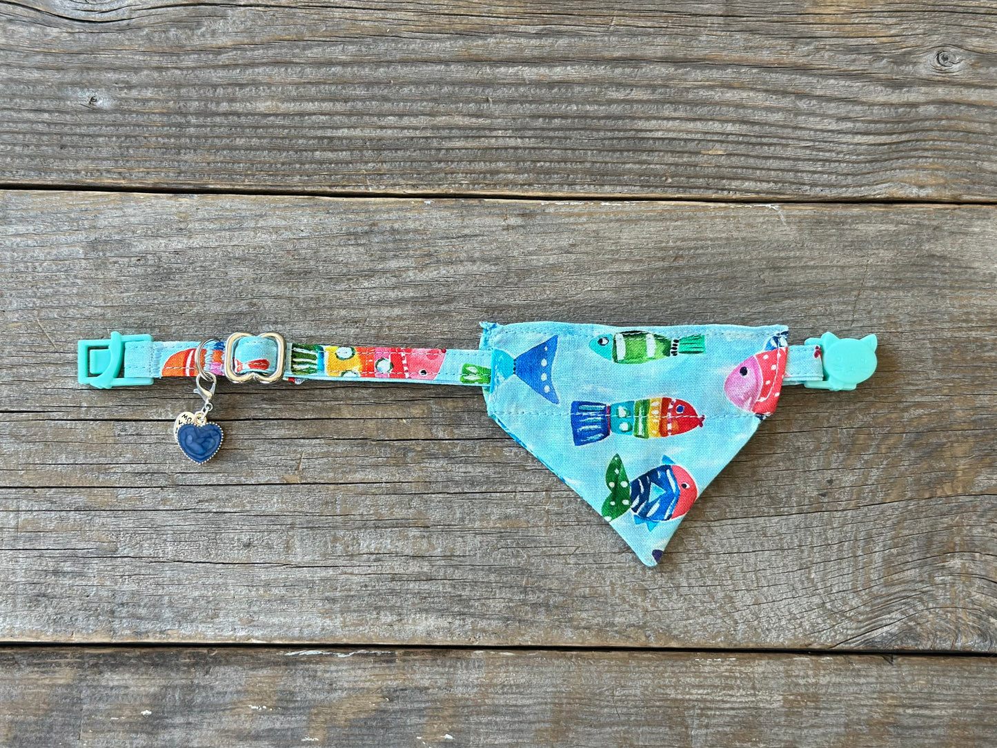 Swimming with the Fishes - Cat Collar