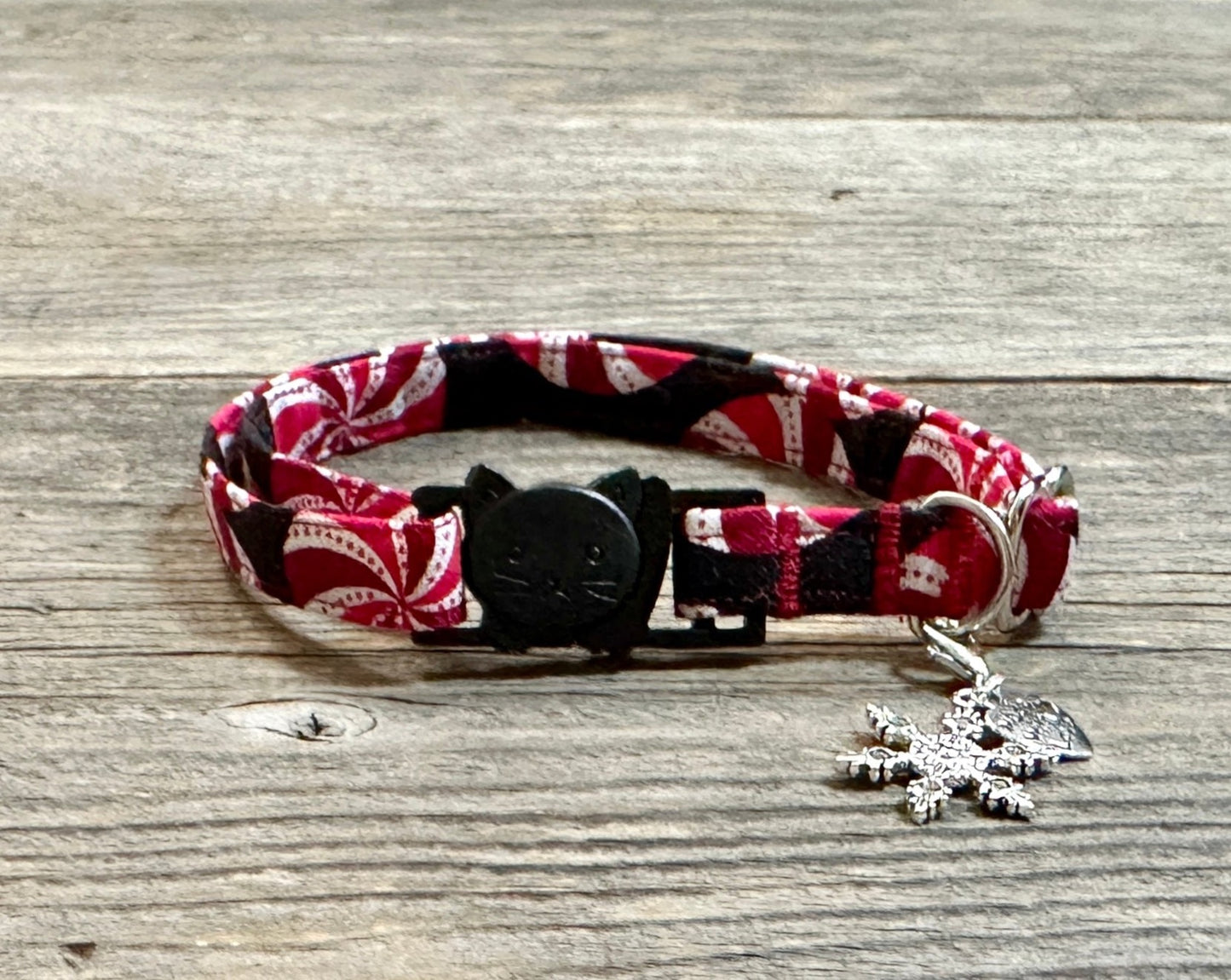 Peppermint Twist - Cat Collar