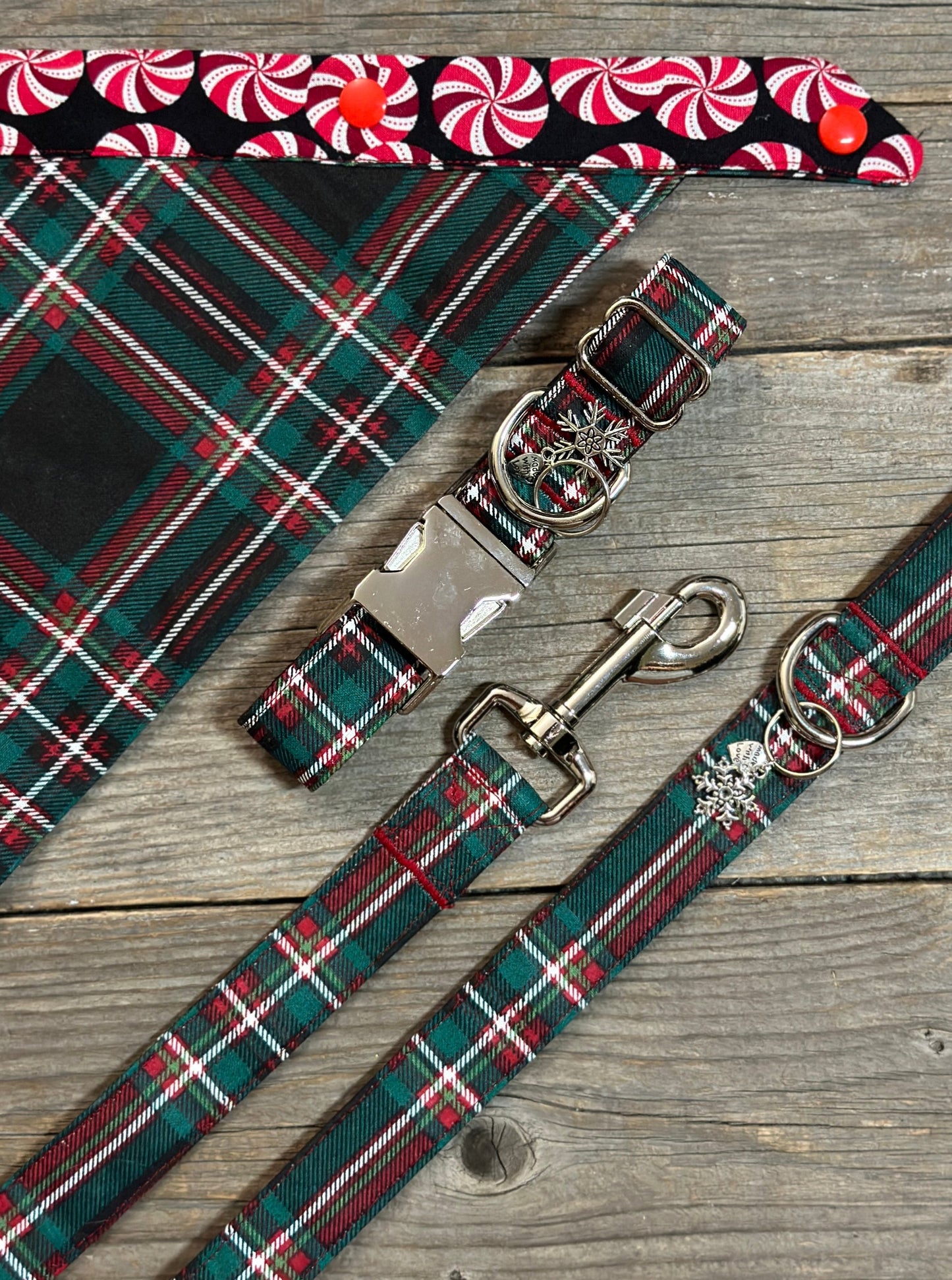 Double-Sided Dog Bandanna - Peppermint Twist & Christmas at the Cabin
