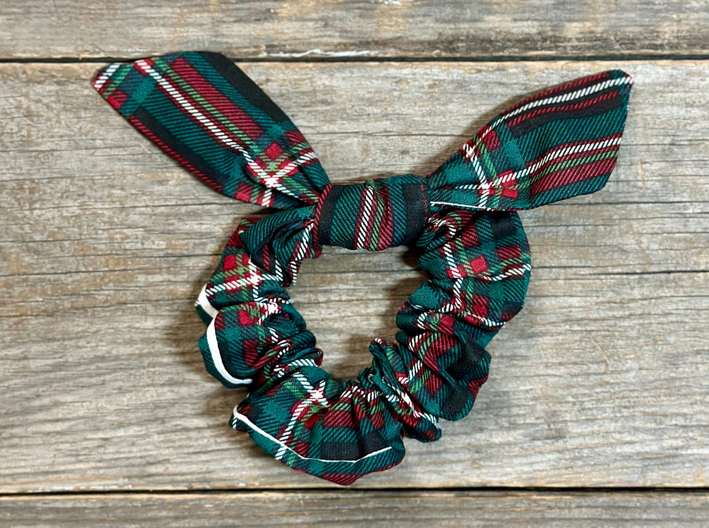 A Cozy Christmas Hair Tie/Scrunchie Set of 2