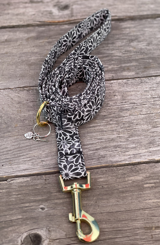 Plumeria -Dog Leash