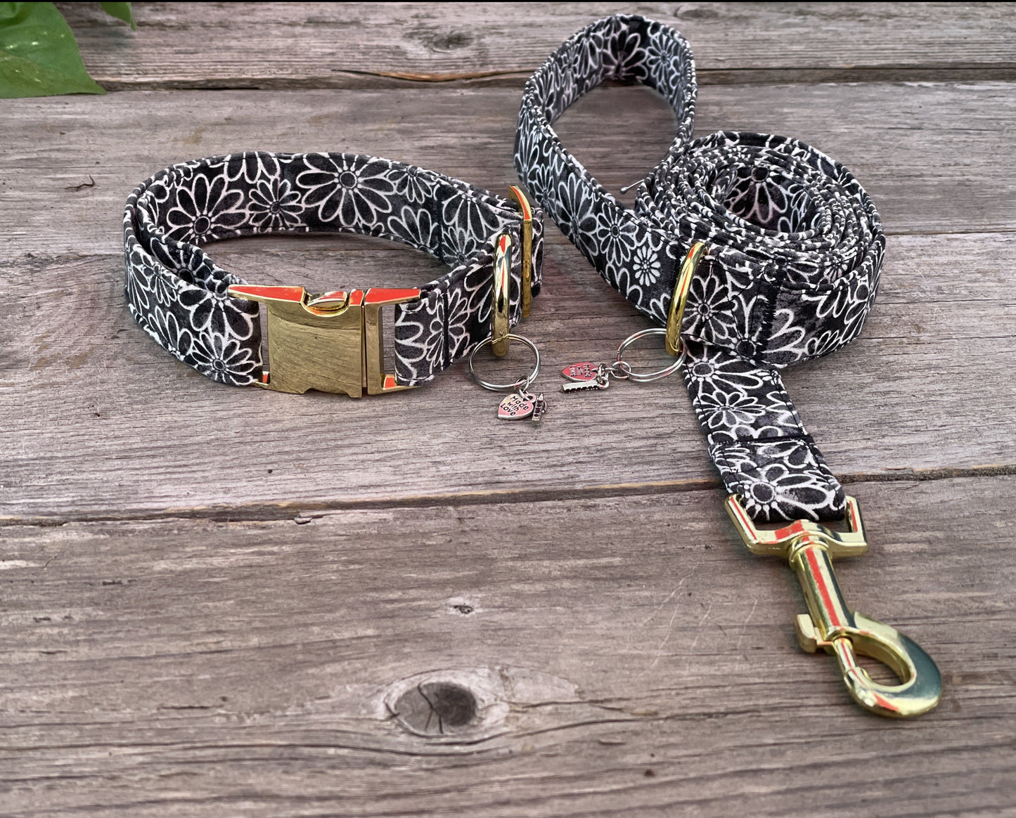 Plumeria -Dog Leash