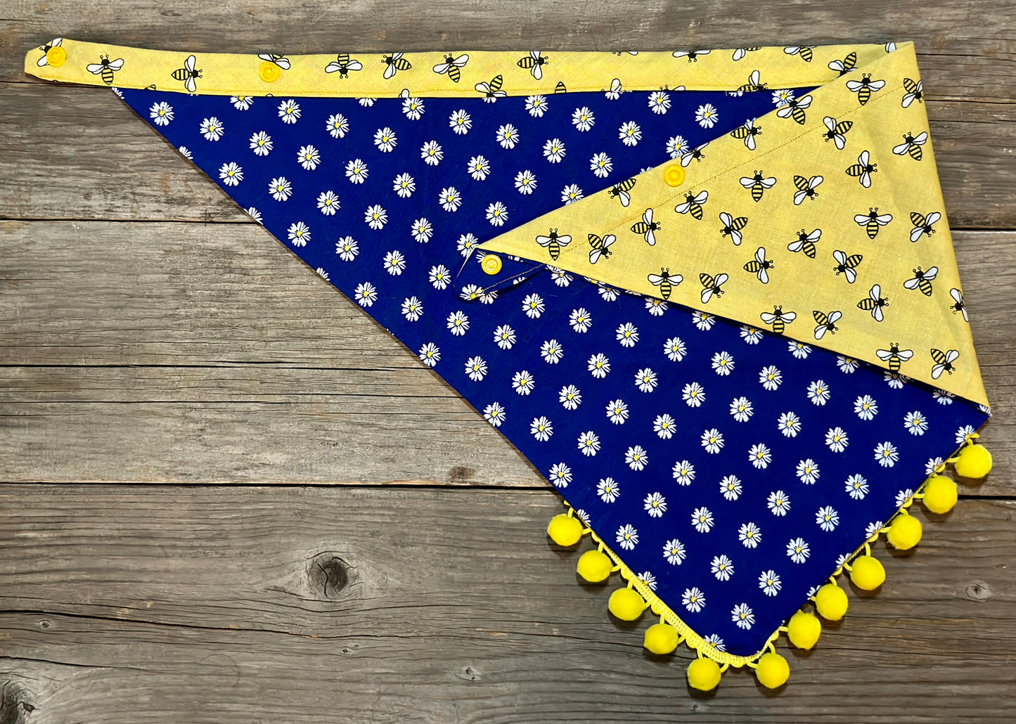 Double-Sided Dog Bandanna - Buzz Worthy & Lauren