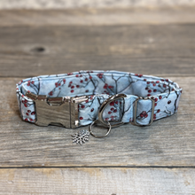 Load image into Gallery viewer, Winterberry Bliss -Dog Collar
