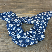 Load image into Gallery viewer, Paw-ty in the U.S.A. Hair Tie/Scrunchie
