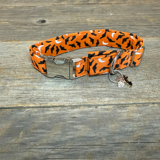 Bat-Tastic-Dog Collar