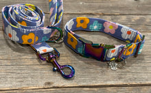 Load image into Gallery viewer, Flower Power-Dog Leash
