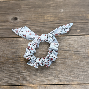 Winterberry Bliss Tie/Scrunchie