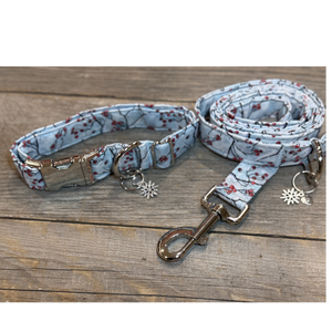 Winterberry Bliss -Dog Leash