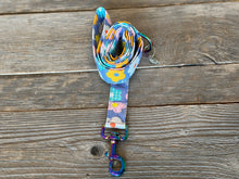 Load image into Gallery viewer, Flower Power-Dog Leash
