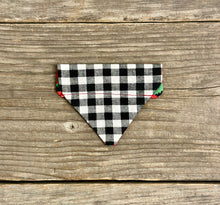 Load image into Gallery viewer, Double-Sided Cat Bandanna - Berrylicious &amp; 50&#39;s Diner
