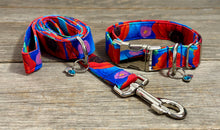 Load image into Gallery viewer, Midsummer Night Garden -Dog Leash
