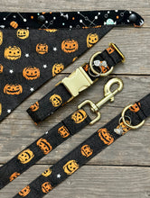 Load image into Gallery viewer, Pumpkin Palooza -Dog Collar
