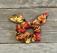 Load image into Gallery viewer, Fall Festivities Hair Tie/Scrunchie Set of 5
