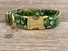 Load image into Gallery viewer, &#39;Tis the Season -Dog Collar
