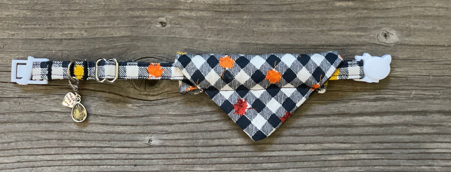 A Picnic in Fall - Cat Collar