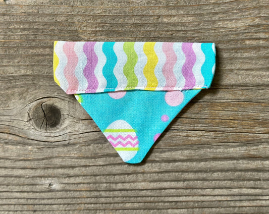 Double-Sided Cat Bandanna - Spring Fever & Hop to It