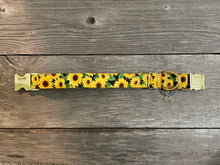 Load image into Gallery viewer, Fields Of Sunshine -Dog Collar
