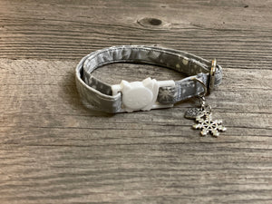 New-Fallen Snow -Cat Collar