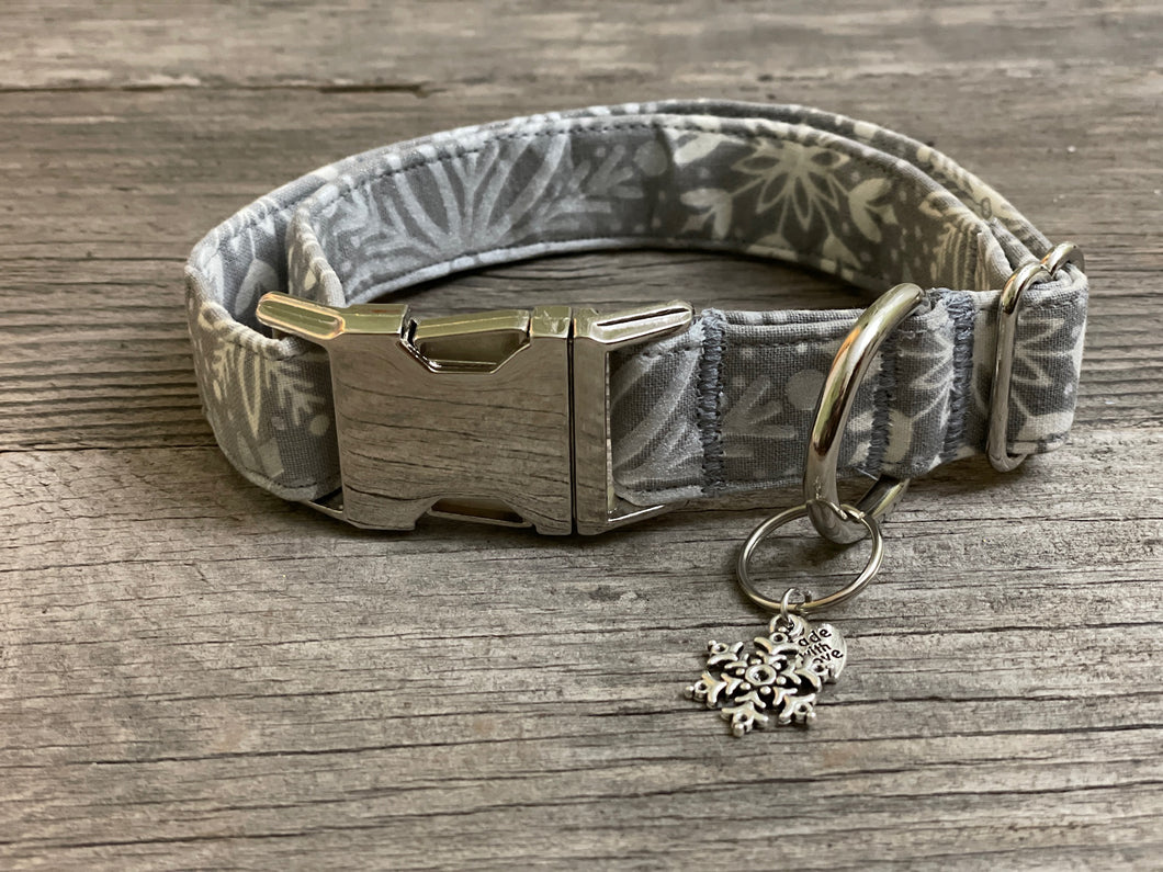 New-Fallen Snow-Dog Collar